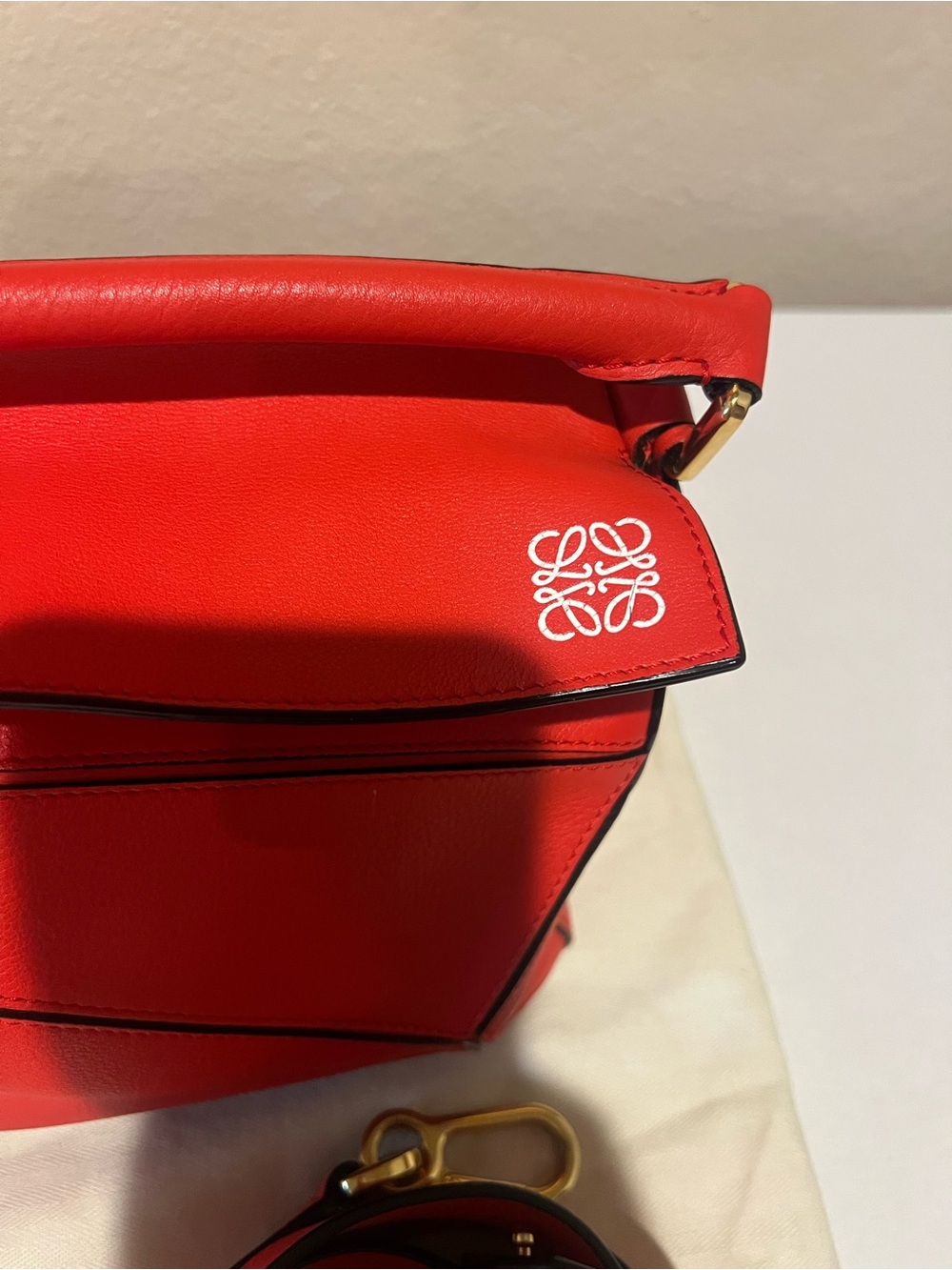 LOEWE Puzzle Small Bag - Picture 2 of 16